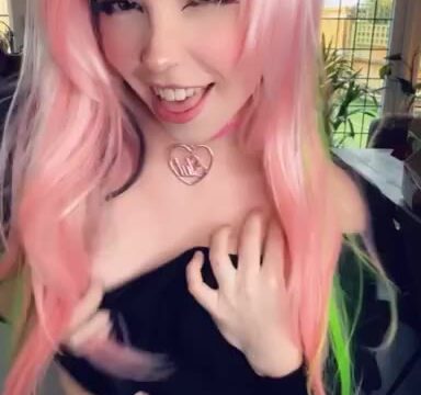 belle delphine nude tits