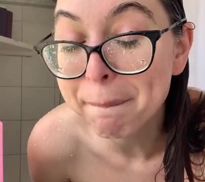 riley reid trans