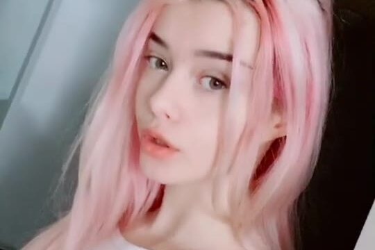 laurenxburch -youtube -twitter -tiktok -twitch pink