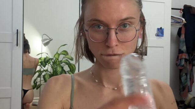 brave petite yourina sex