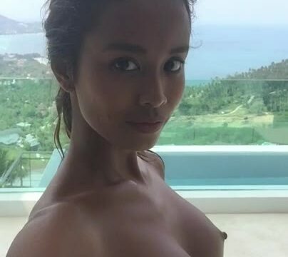 natural tits Putri Cinta nude