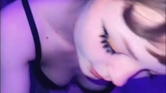 fuckdoll petite Strawbeariemilkk face Exclusive vid full